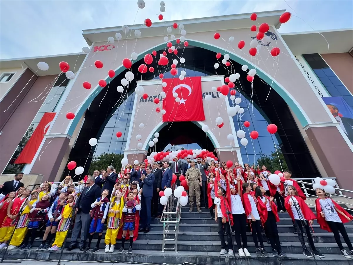 Adana, Mersin, Hatay ve Osmaniye’de Yeni Eğitim Öğretim Yılı Başladı