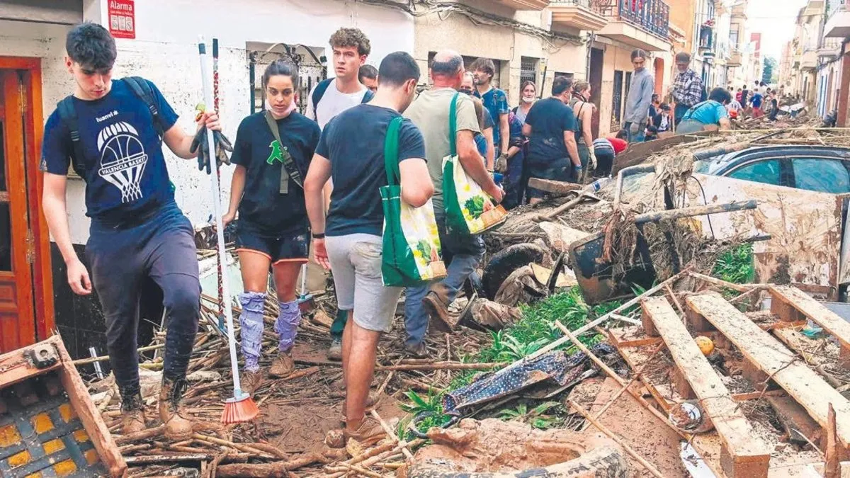 İspanya’da sel isyanı: Hükümet yetersiz kaldı