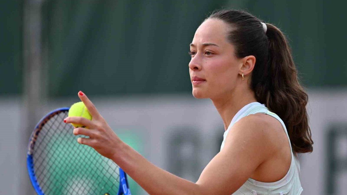 Zeynep Sönmez, WTA 250 turnuvalarındaki ilk yarı finaline çıktı